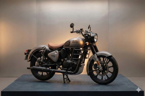 Royal Enfield Classic 350 rental Darjeeling